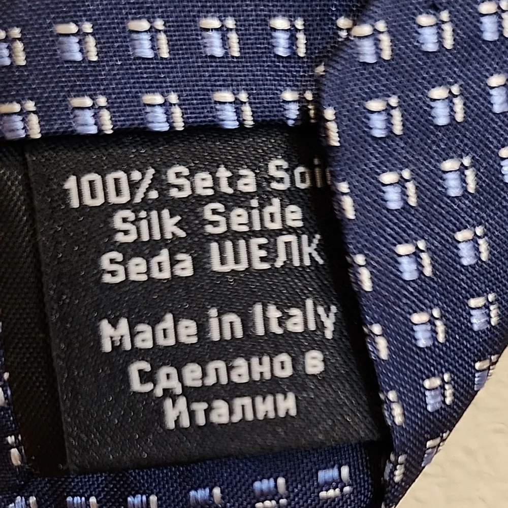 HUGO Dark Blue Patterned Tie